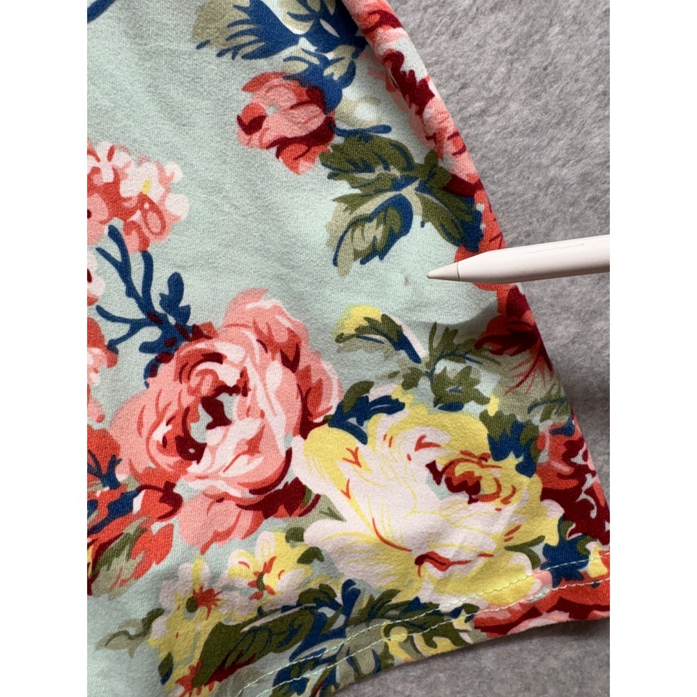 Monnuro Womens 2X Floral Cami Tank Top Mint Green V-Neck Button Front Sleeveless - Picture 9 of 11